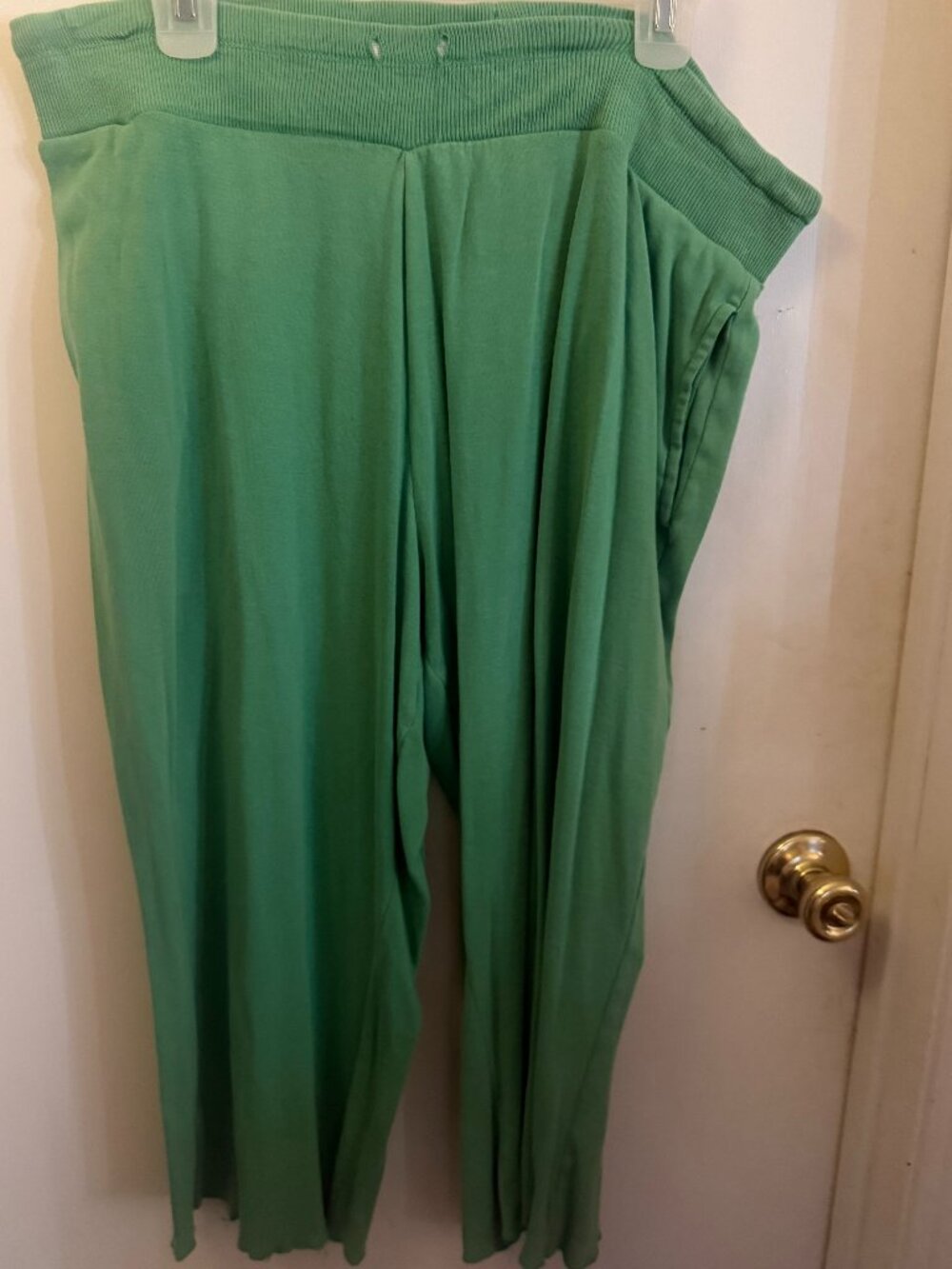 Hanes Kelly Green Lounging Pants W XL